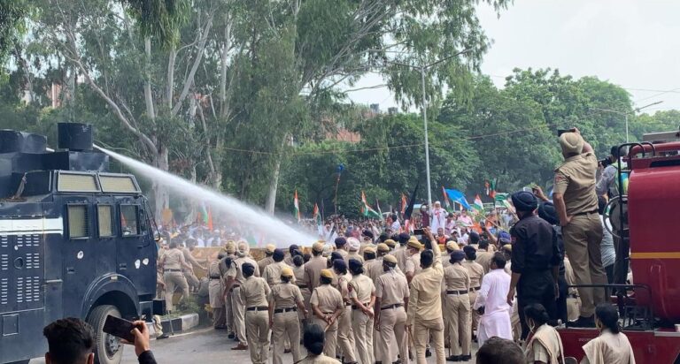 चंडीगढ़ कांग्रेस ने भाजपा की जनविरोधी नीतियों के खिलाफ किया नगर निगम का घेराव