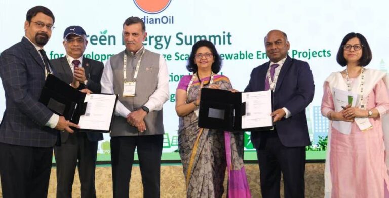 अक्षय ऊर्जा परियोजनाओं के विकास के लिए एसजेवीएन और आईओसीएल संयुक्त उद्यम बनाएंगे : नन्द लाल शर्मा