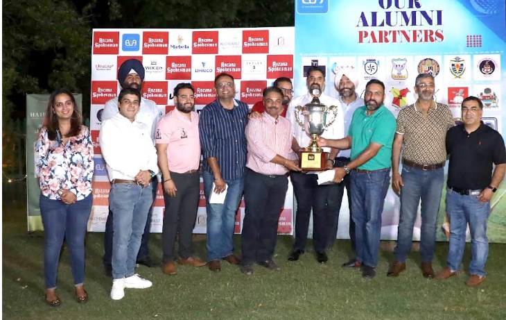 साहिल शर्मा इंटर एलुमनी गोल्फ टूर्नामेंट 2024 के सर्वश्रेष्ठ खिलाड़ी बने संदीप सिंह संधू (बॉबी) ,70 स्कोर बनाए